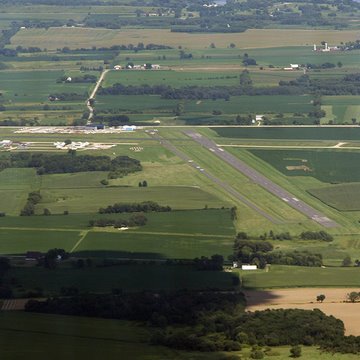 Reviews Dodge County Airport