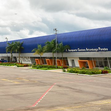 Florencia Gustavo Artunduaga Paredes Airport