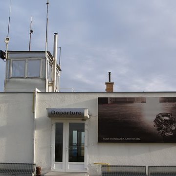 Gyor Per Airport