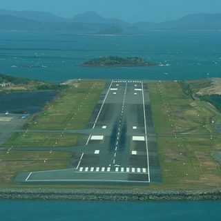 Hamilton Island Great Barrier Reef Airport