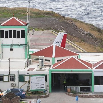 Saba Juancho E. Yrausquin Airport