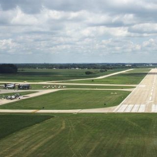 Sterling Whiteside County Airport